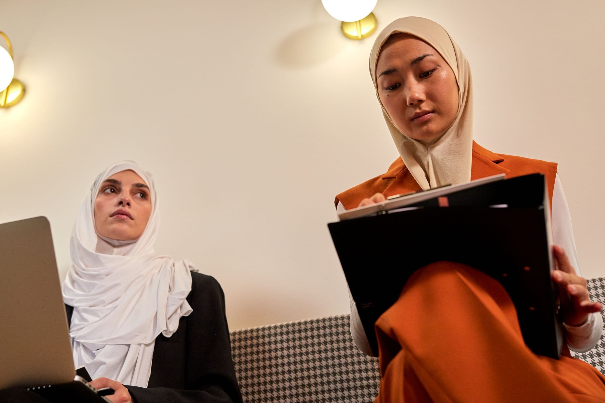 Gulf business professional choosing a software company in Oman