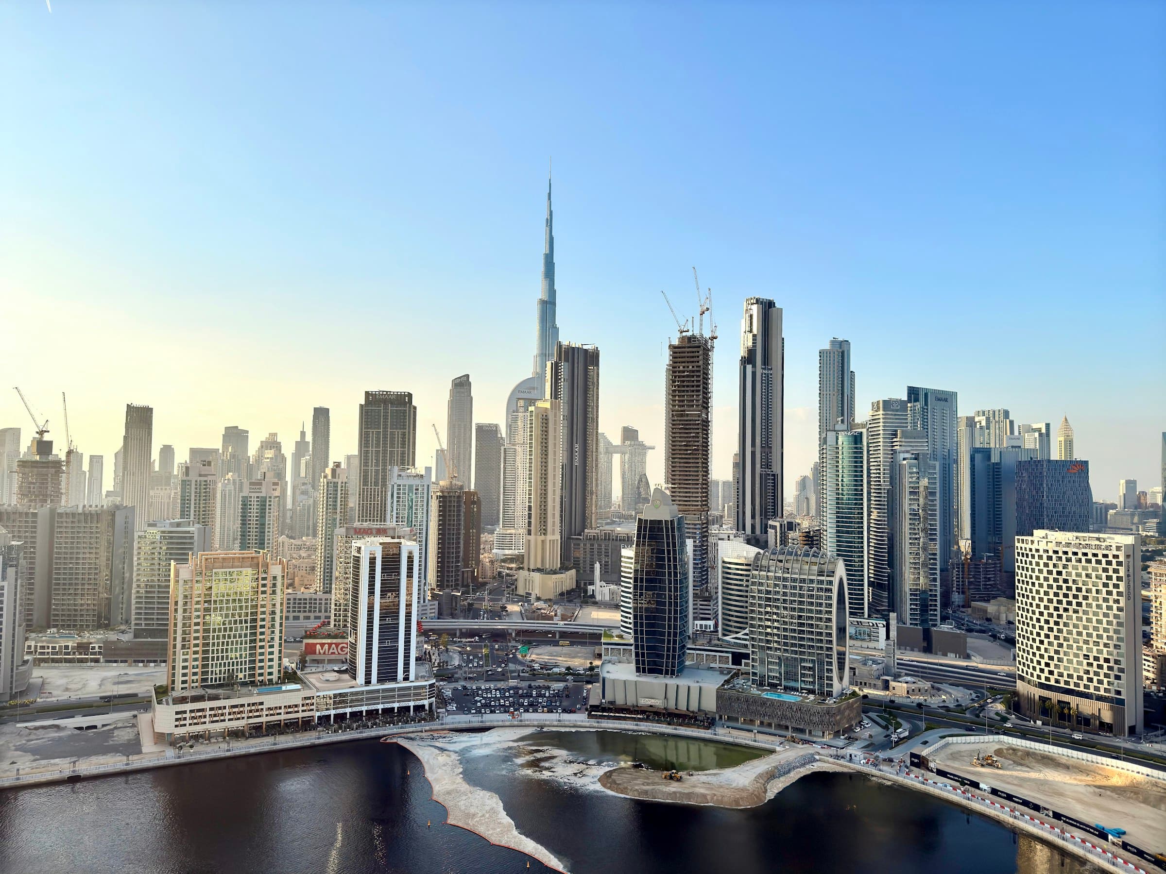 Dubai skyline and Burj Khalifa for choosing the best software companies in the UAE
