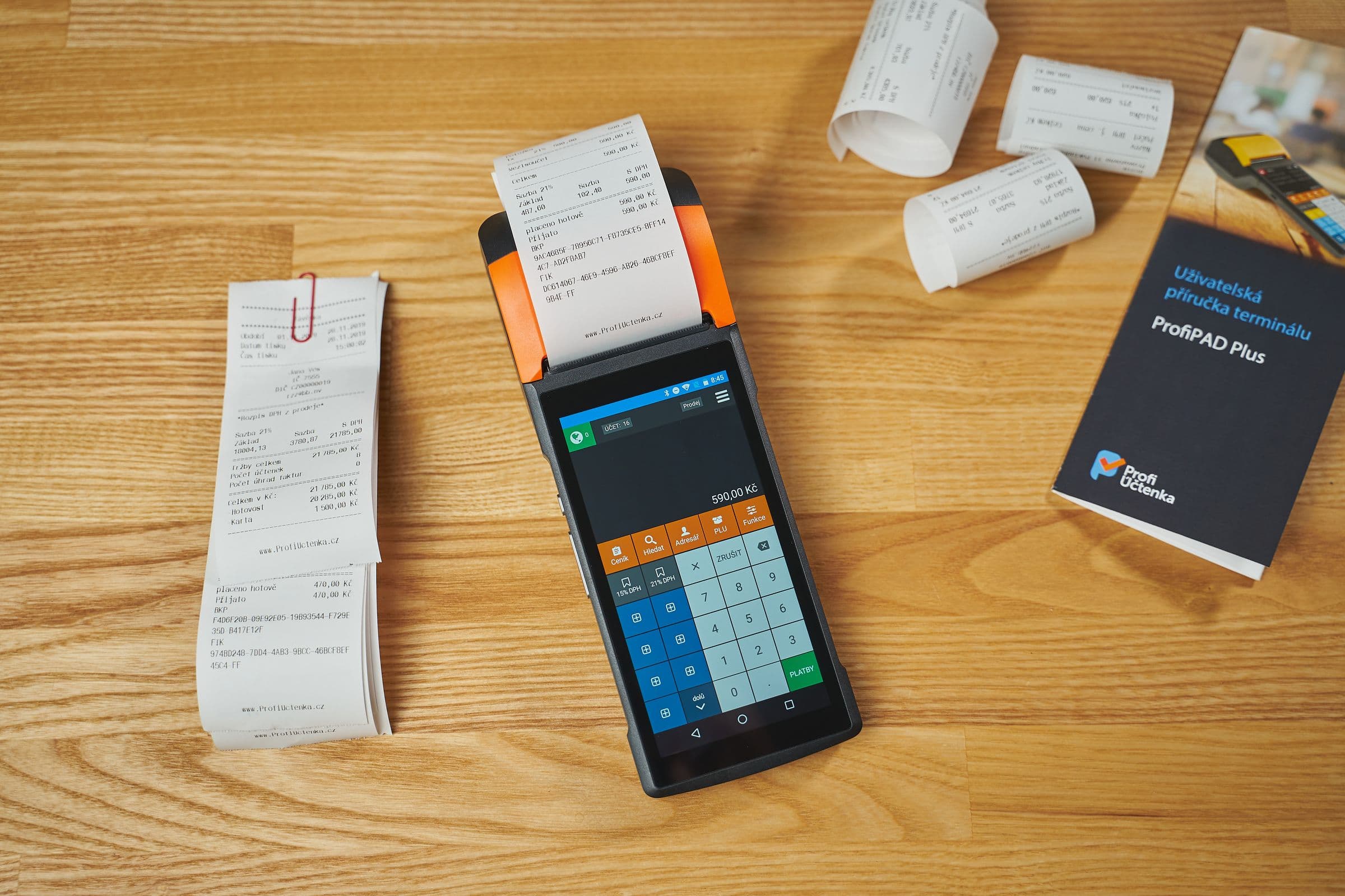Electronic payment terminal and receipts representing Saudi FATOORA integration
