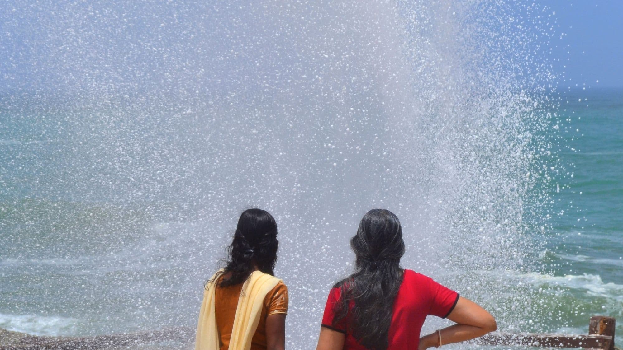 Sea geyser at Mughsail representing visitor experiences around Salalah